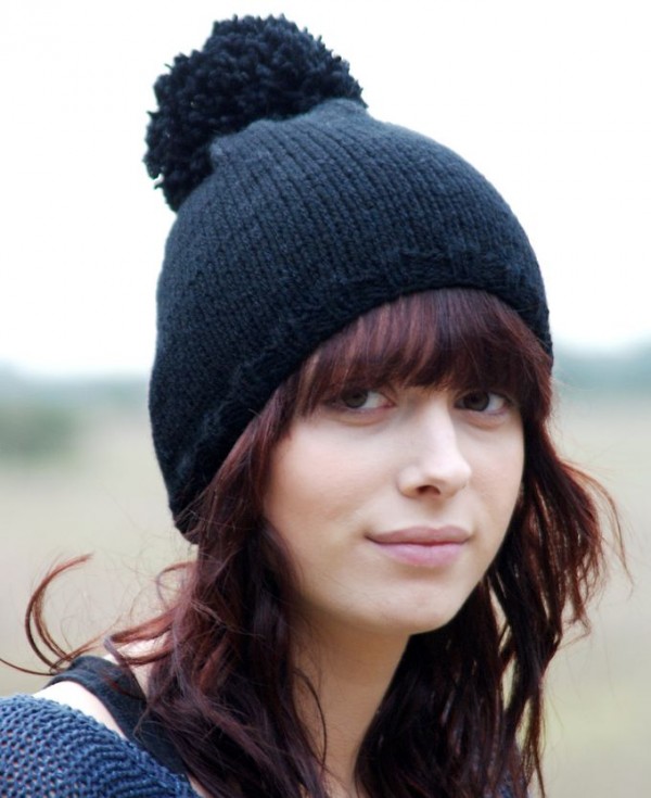 Mega Pom Pom Black Knitted Hat ⋆ Kyla Roma